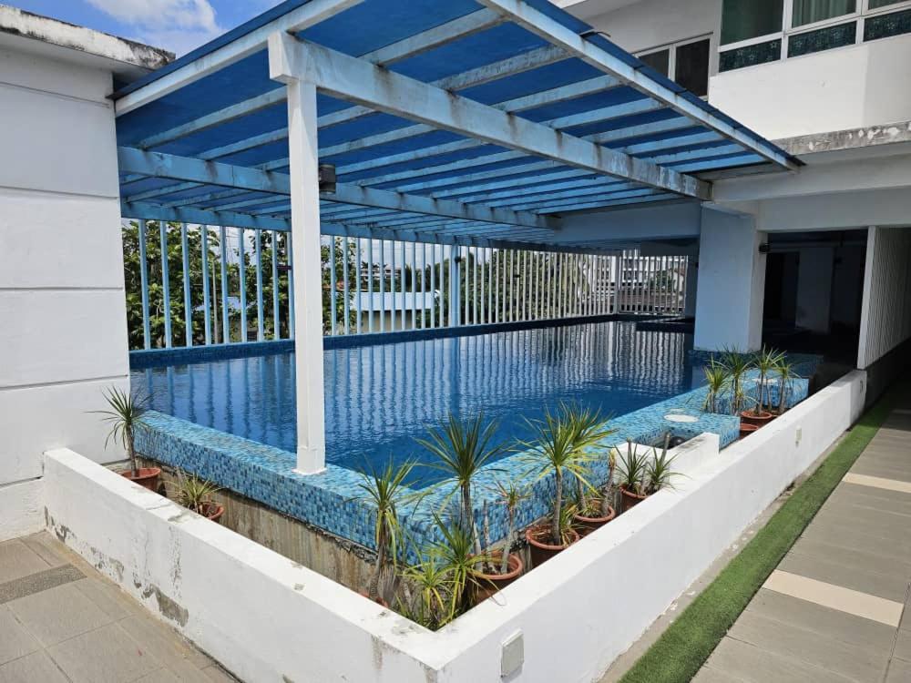 Apartment A&h Seberang Jaya With Swimming Pool