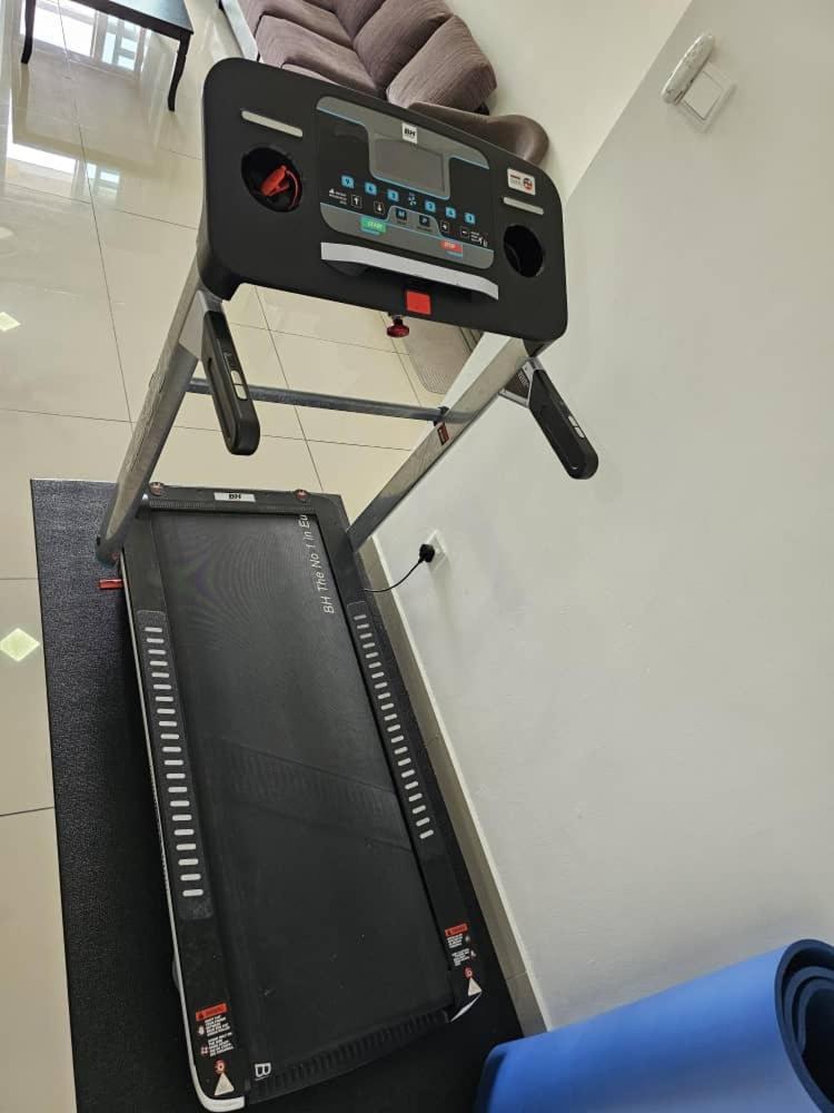 A&h Seberang Jaya With Swimming Pool Apartment