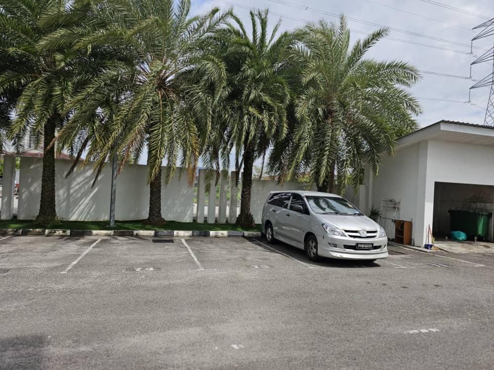 Apartment A&h Seberang Jaya With Swimming Pool