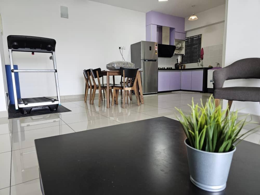 A&h Seberang Jaya With Swimming Pool Apartment